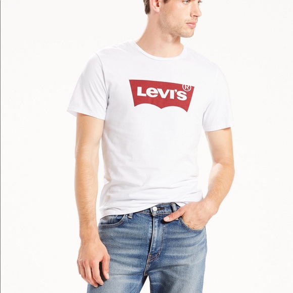 levis logo tee